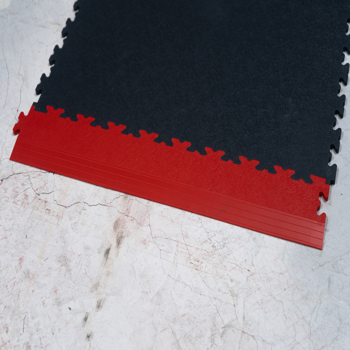 Interlocking Floor Tile Ramp Red